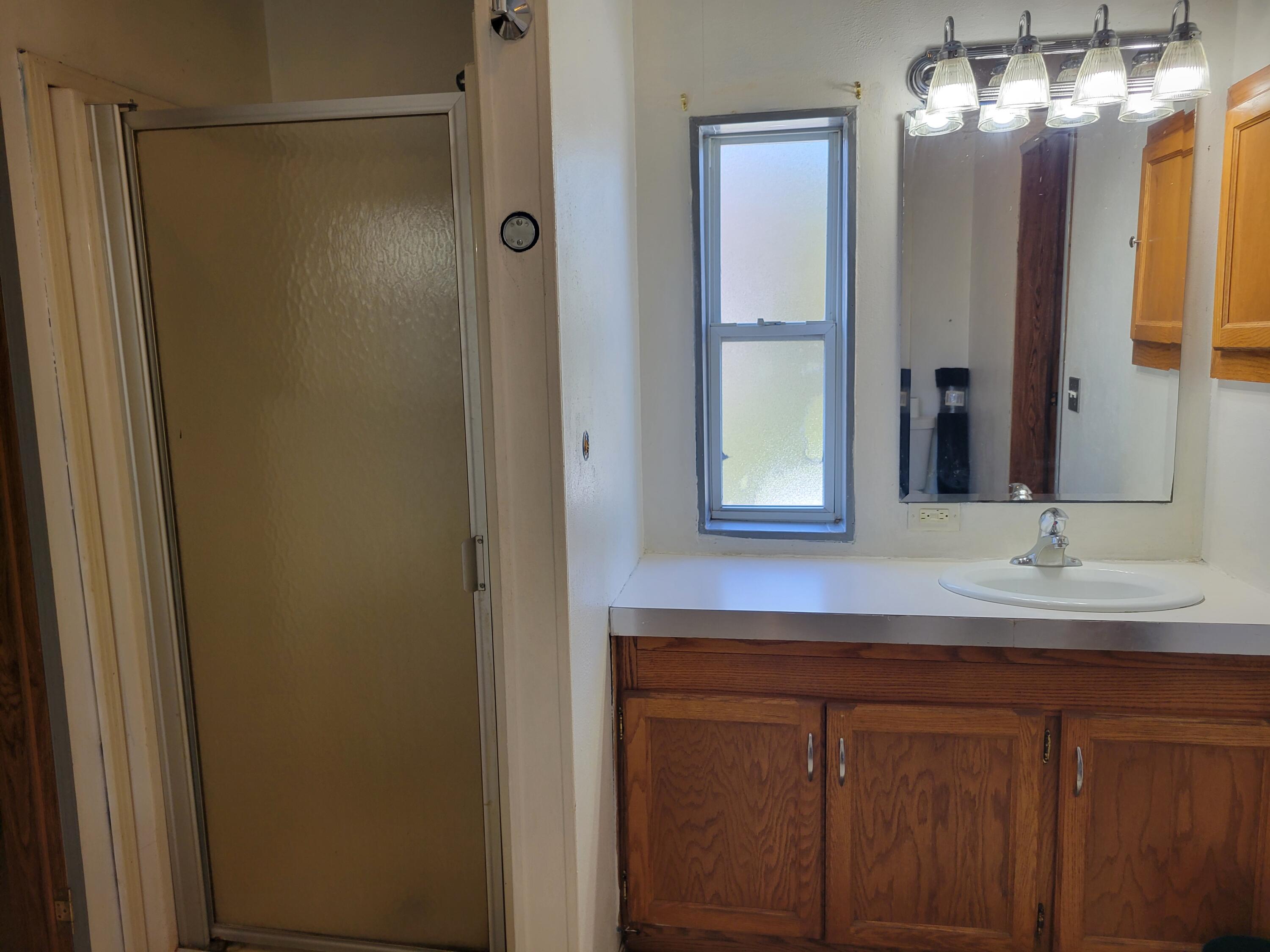 4507 West 45th Street Gary, IN 46408 - Photo 8 of 16 3000x2250