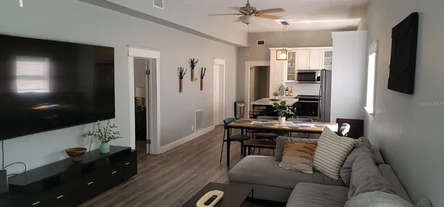 $3,000 | 1205 East Columbus Drive, Tampa, FL 33605