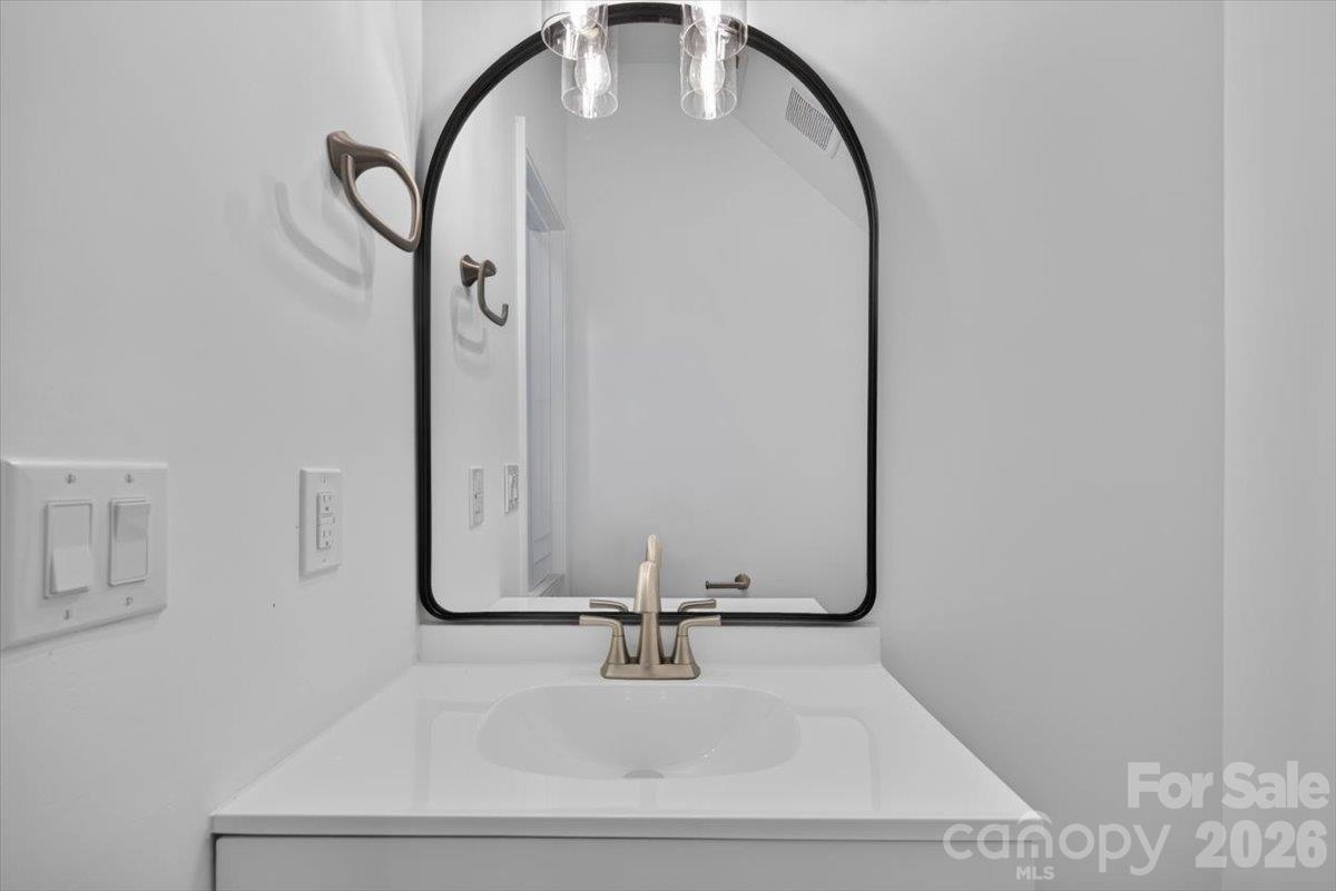 2536 Thornfield Road Charlotte, NC 28273 - Photo 20 of 39 Gallery Image 20