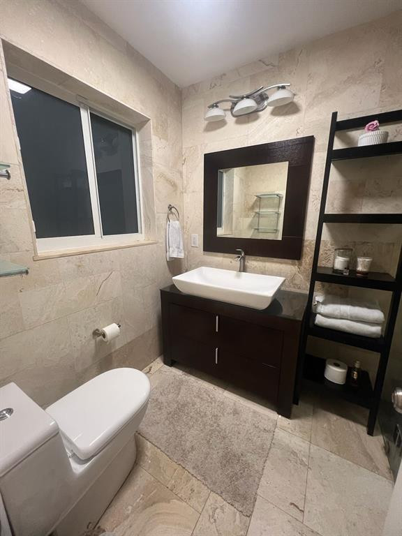 3460 Buchanan Street Hollywood, FL 33021 - Photo 13 of 25 Photo 13