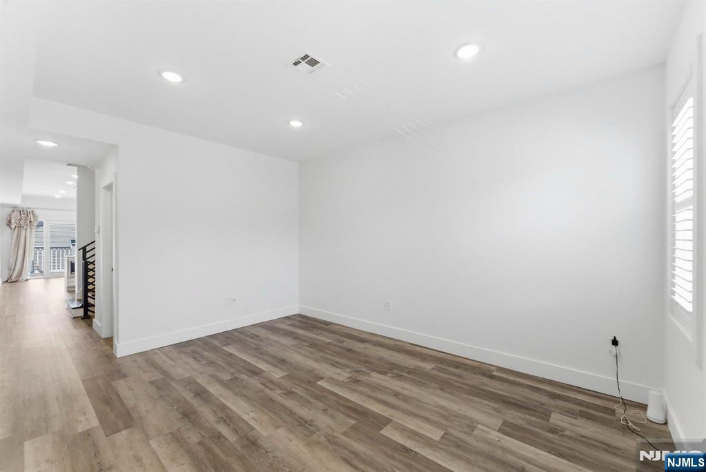 93 Prospect Street, Unit 2 Garfield, NJ 07026 - Photo 15 of 50