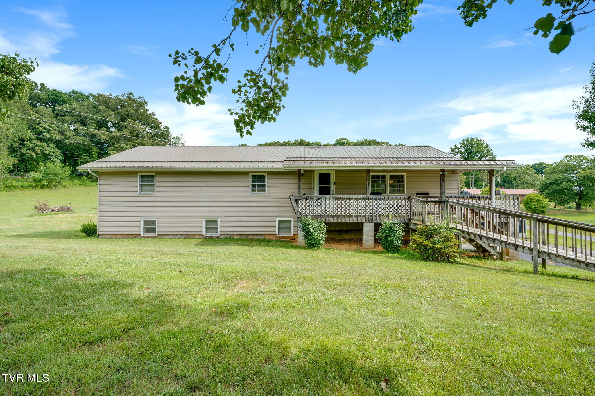 132 Old Country Road Church Hill, TN 37642 - Photo 1 of 46 1O