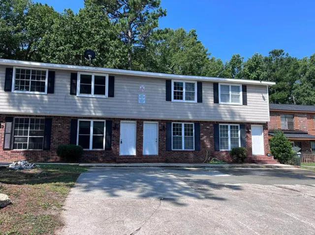 $1,725 | 7669 Hunters Ridge Lane, North Charleston, SC 29420