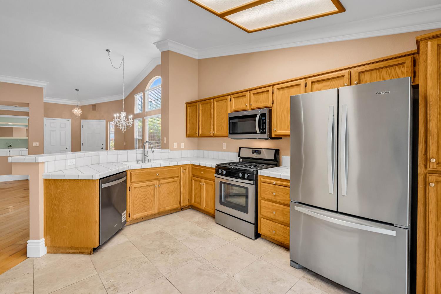 3507 Lone Ridge Court Antelope, CA 95843 - Photo 13 of 37