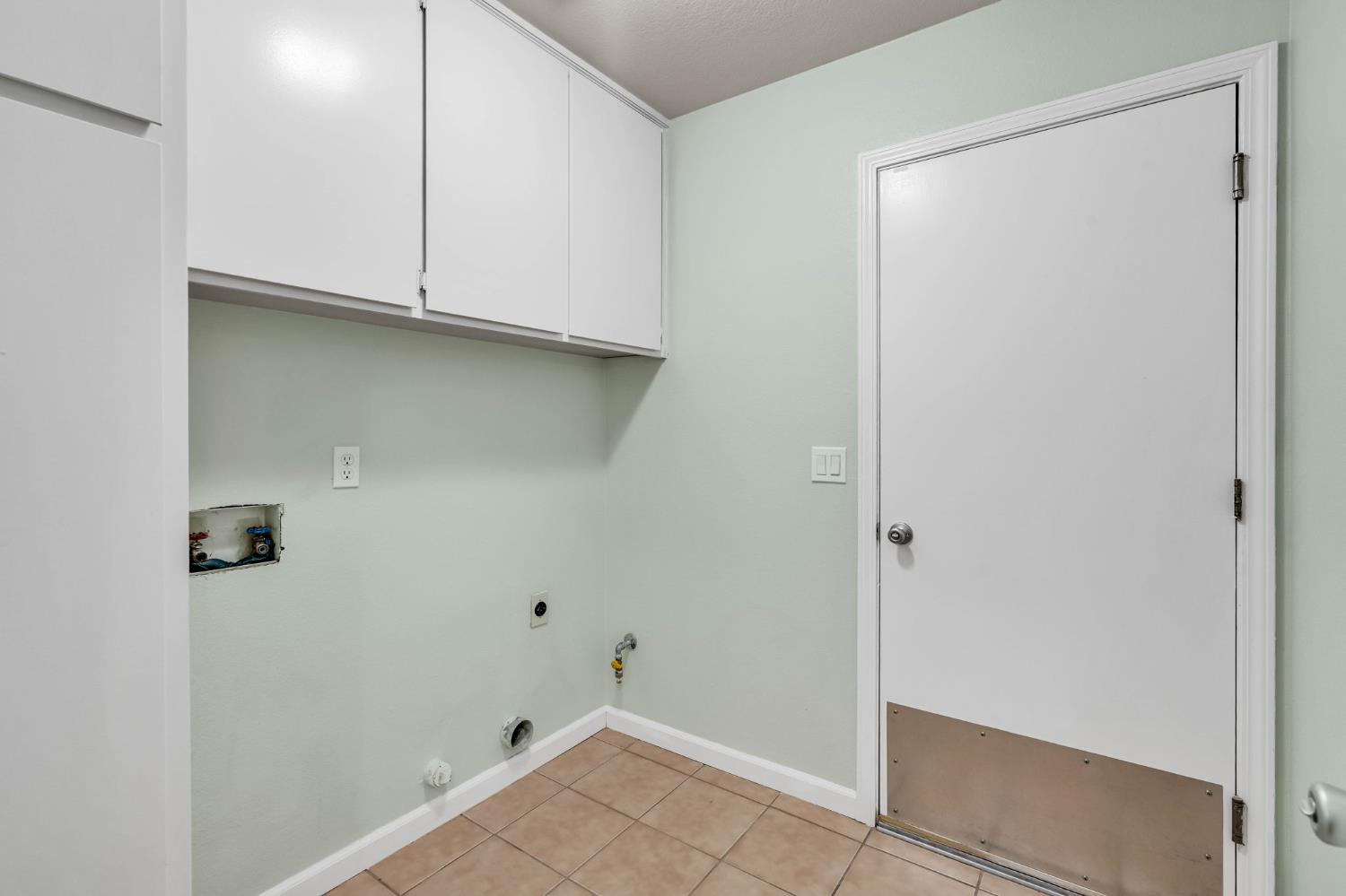 3507 Lone Ridge Court Antelope, CA 95843 - Photo 18 of 37