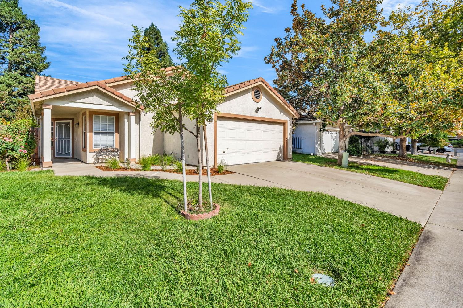 3507 Lone Ridge Court Antelope, CA 95843 - Photo 2 of 37