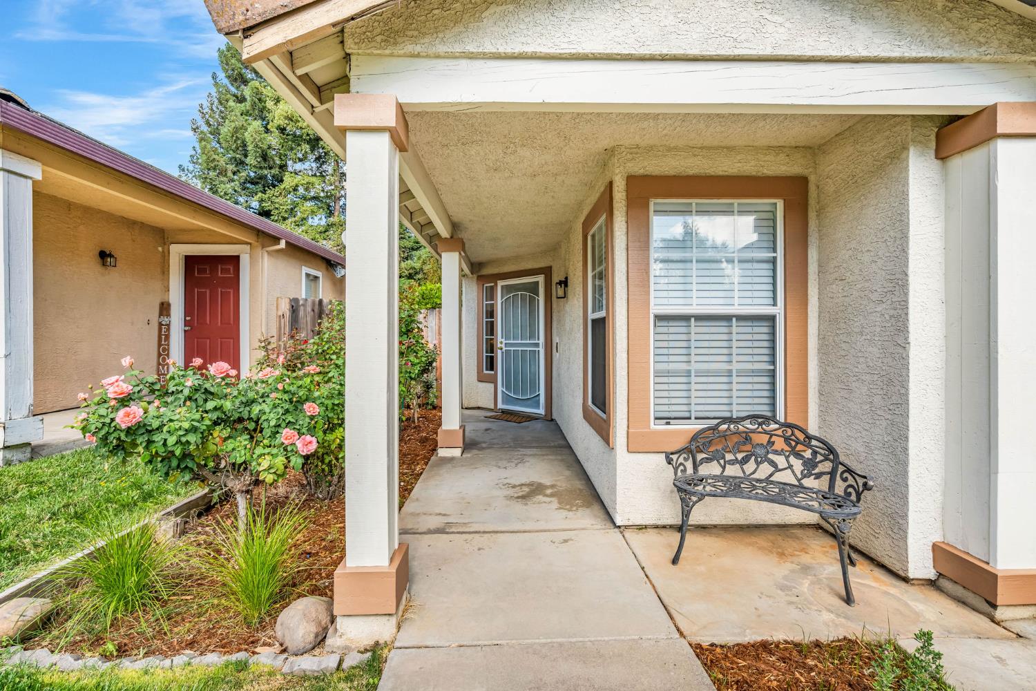 3507 Lone Ridge Court Antelope, CA 95843 - Photo 4 of 37