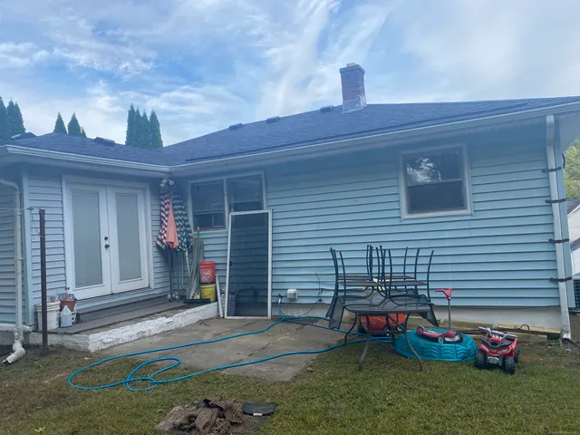 $284,900 | 53 Hamden Avenue, Waterbury, CT 06704