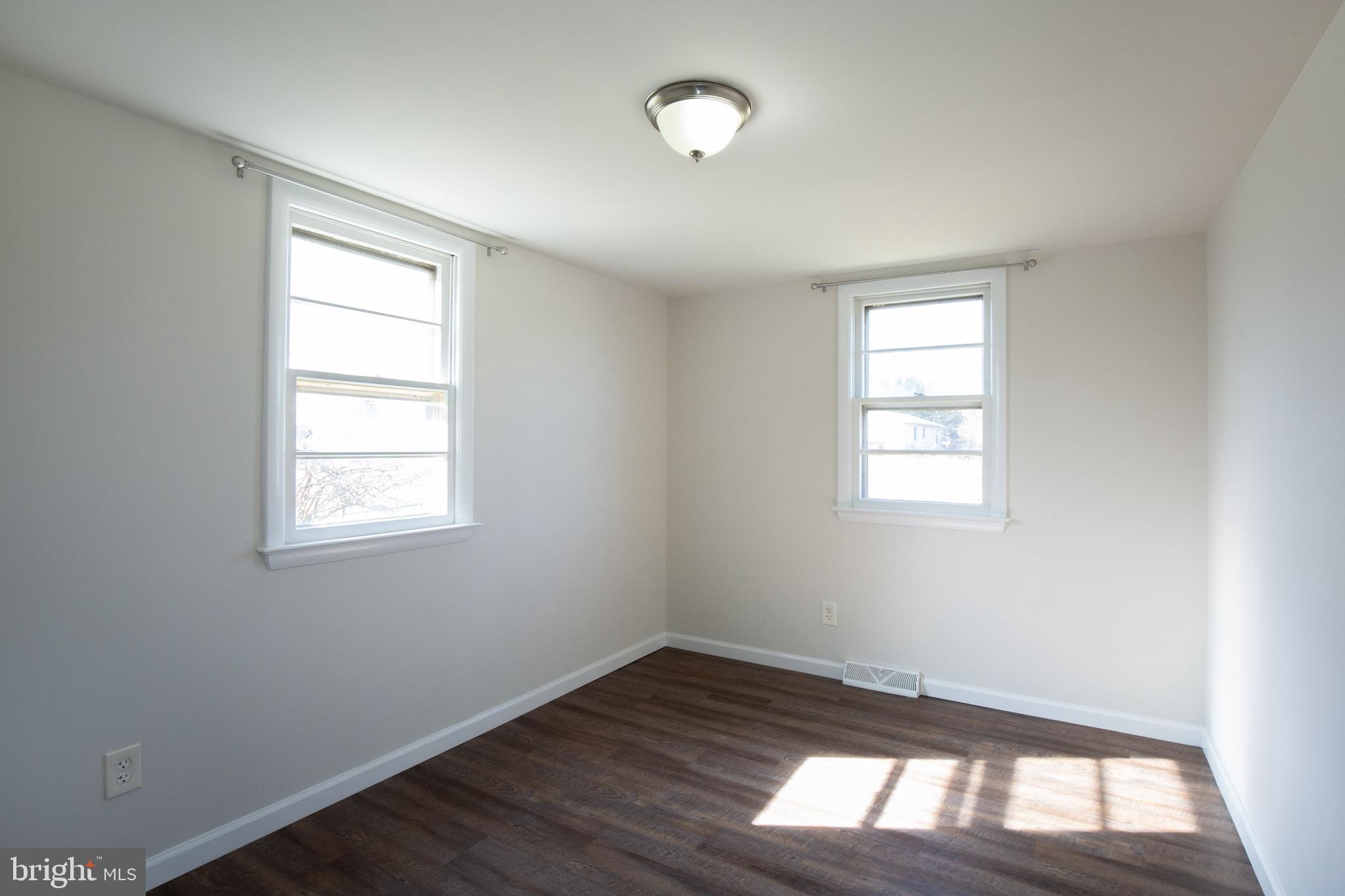 201 Cranes Lane Ranson, WV 25438 - Photo 9 of 23