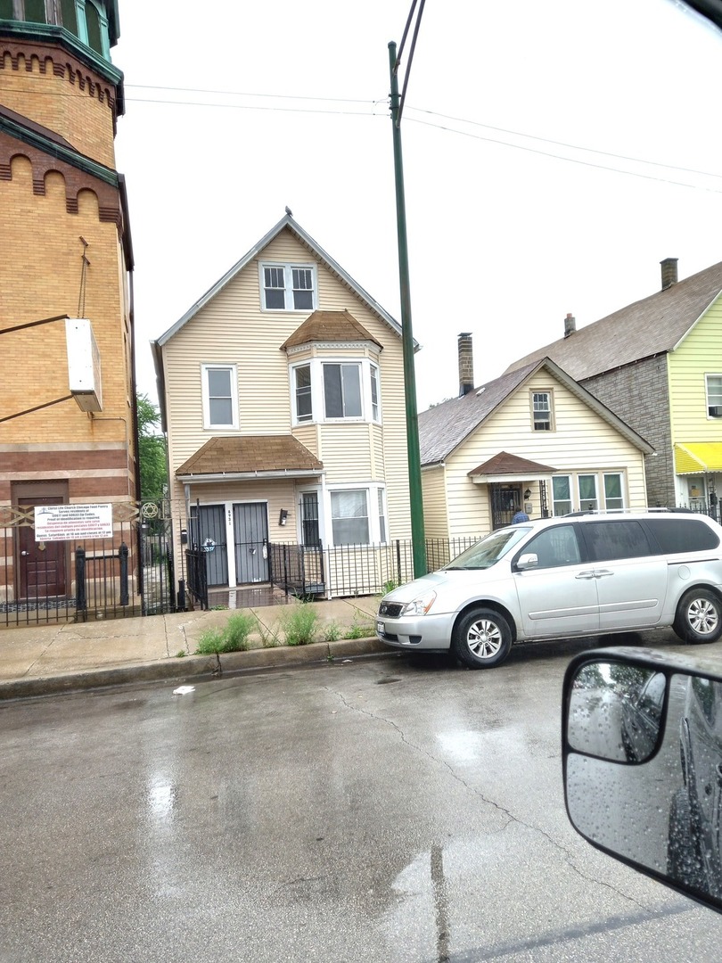 8931 South Houston Avenue Chicago, IL 60617 - Photo 1 of 29