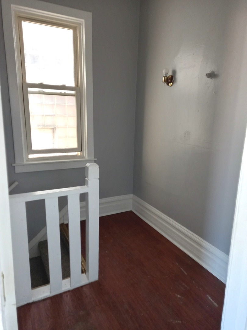 8931 South Houston Avenue Chicago, IL 60617 - Photo 12 of 29