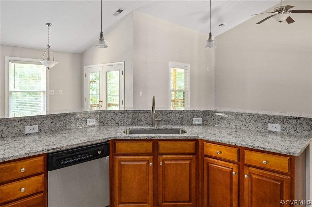 1305 Eastham Road Bumpass, VA 23024 - Photo 23 of 49 Kitchen with decorative light fixtures, sink, plen
