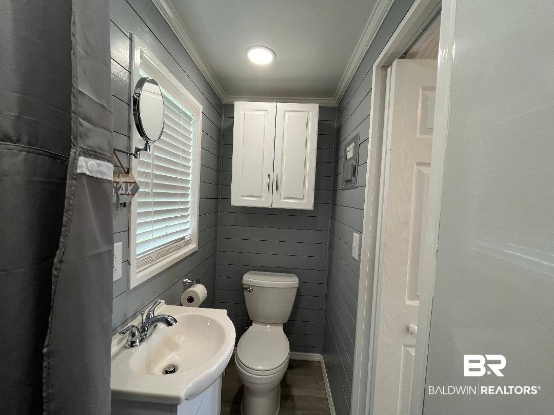 24711 County Road 20, Unit B7 Elberta, AL 36530 - Photo 15 of 28 Cottage Bathroom