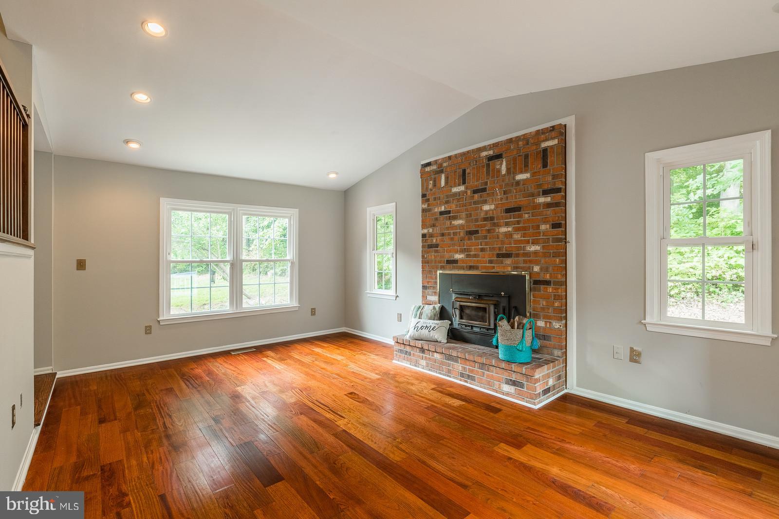 7070 Hoadly Road Manassas, VA 20112 - Photo 12 of 45