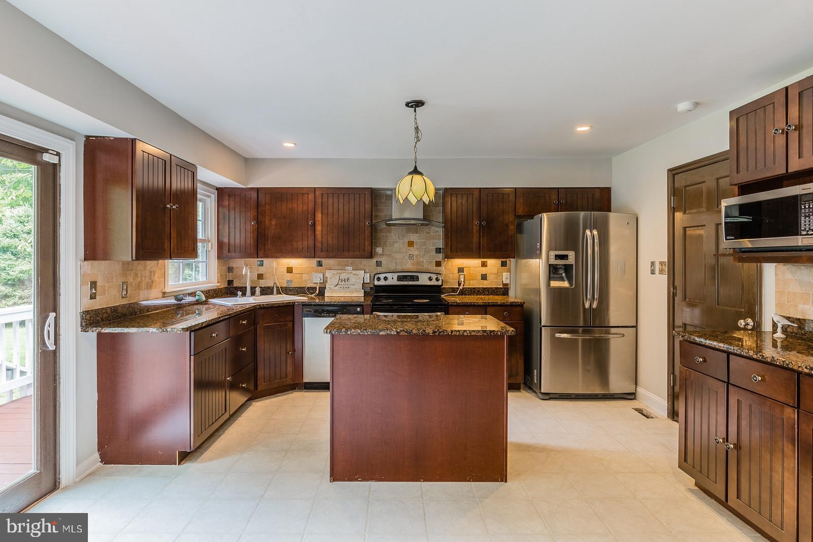 7070 Hoadly Road Manassas, VA 20112 - Photo 15 of 45