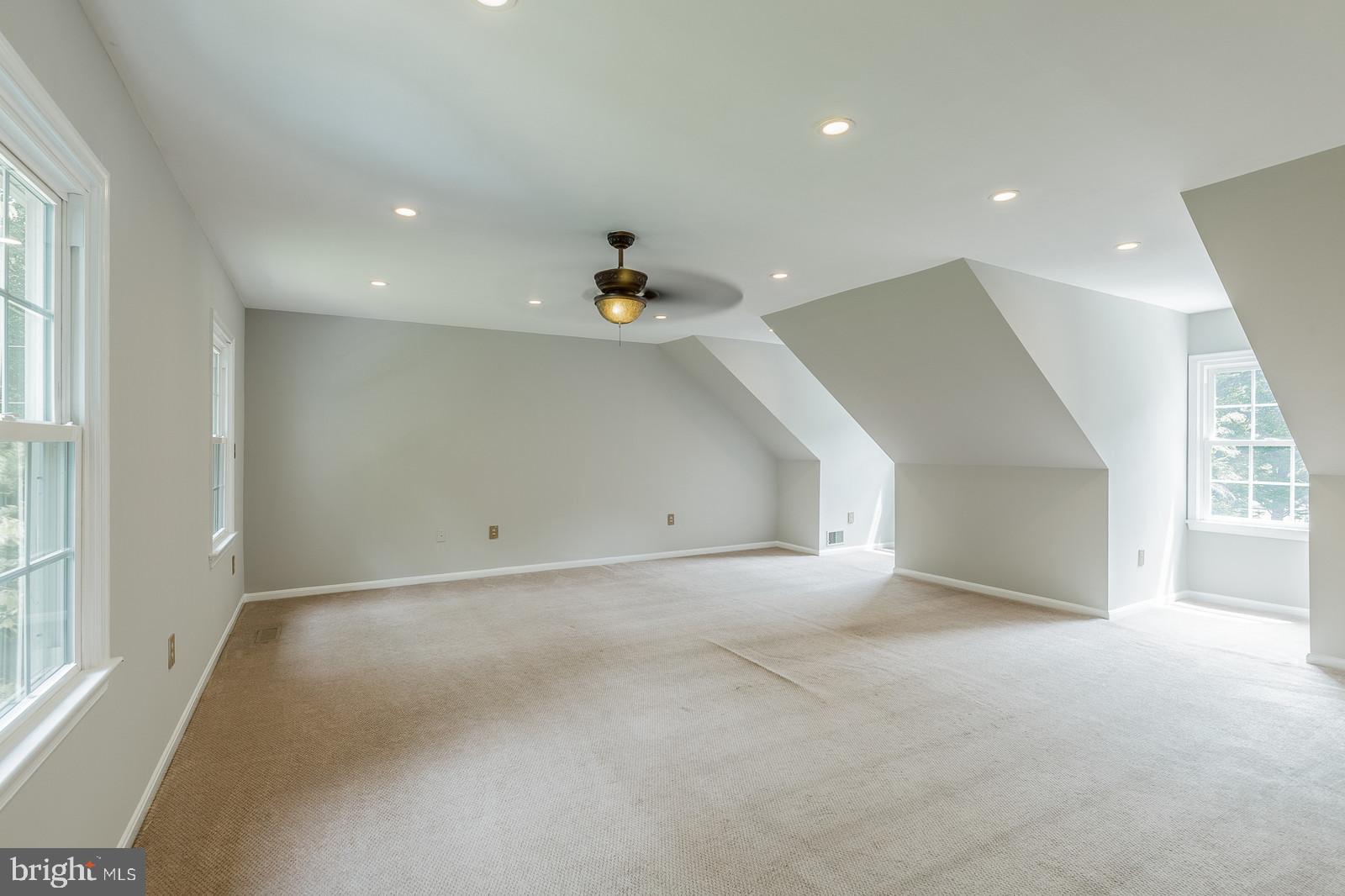 7070 Hoadly Road Manassas, VA 20112 - Photo 23 of 45