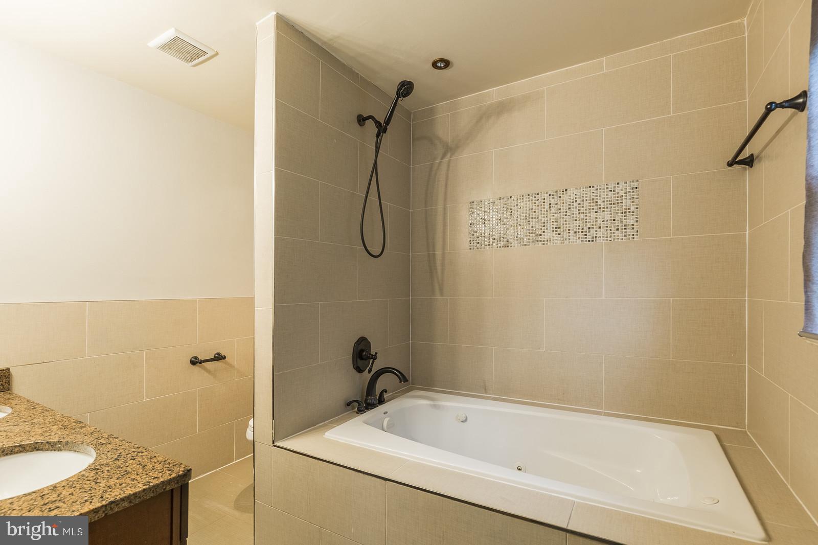 7070 Hoadly Road Manassas, VA 20112 - Photo 27 of 45