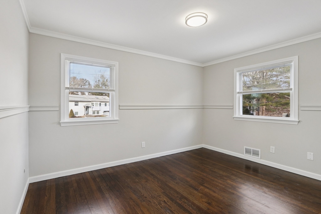 1 Willow Street Middleton, MA 01949 - Photo 25 of 41