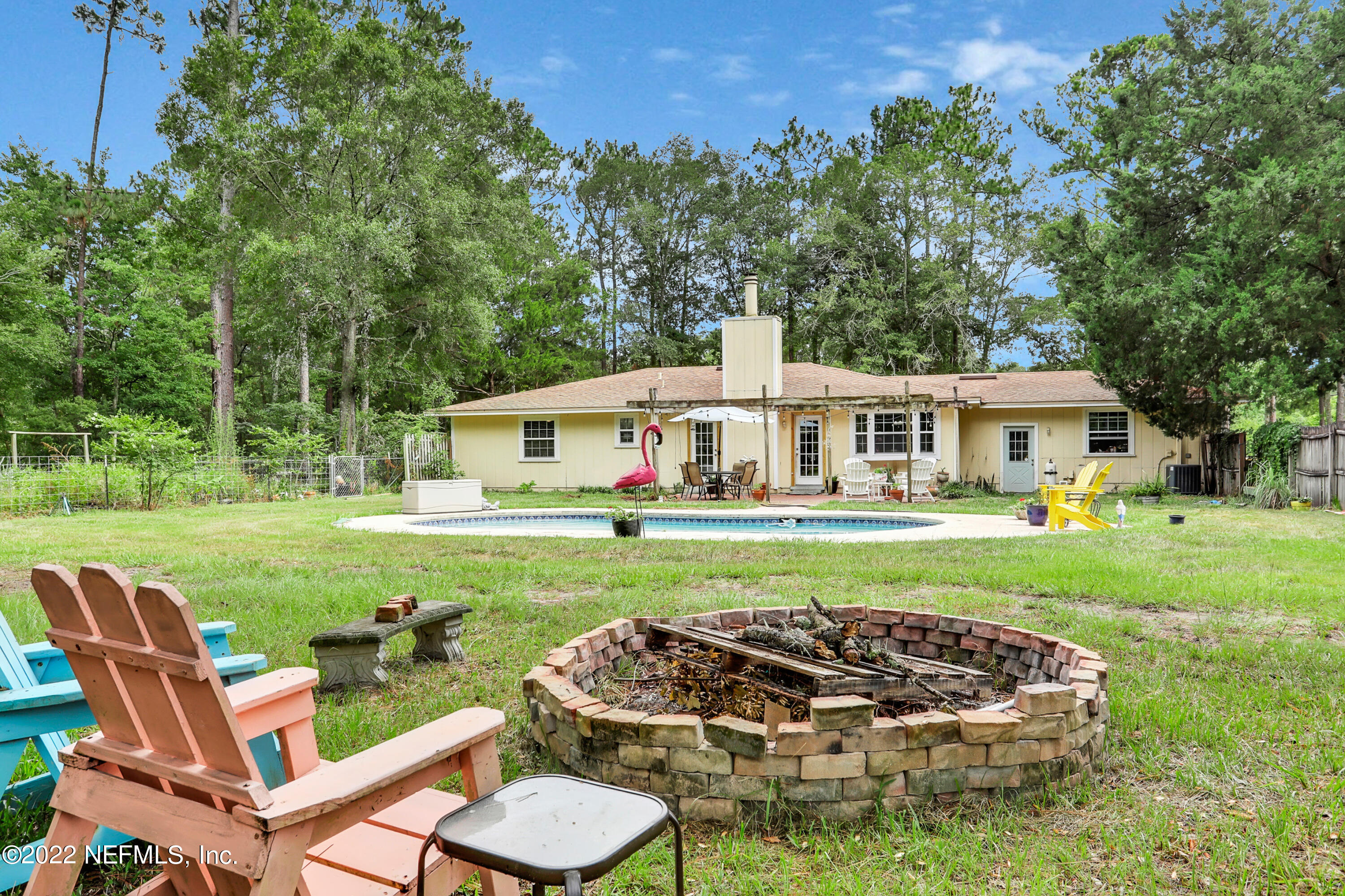 10337 Crystal Springs Road Jacksonville, FL 32221 - Photo 3 of 28 Firepit and pool