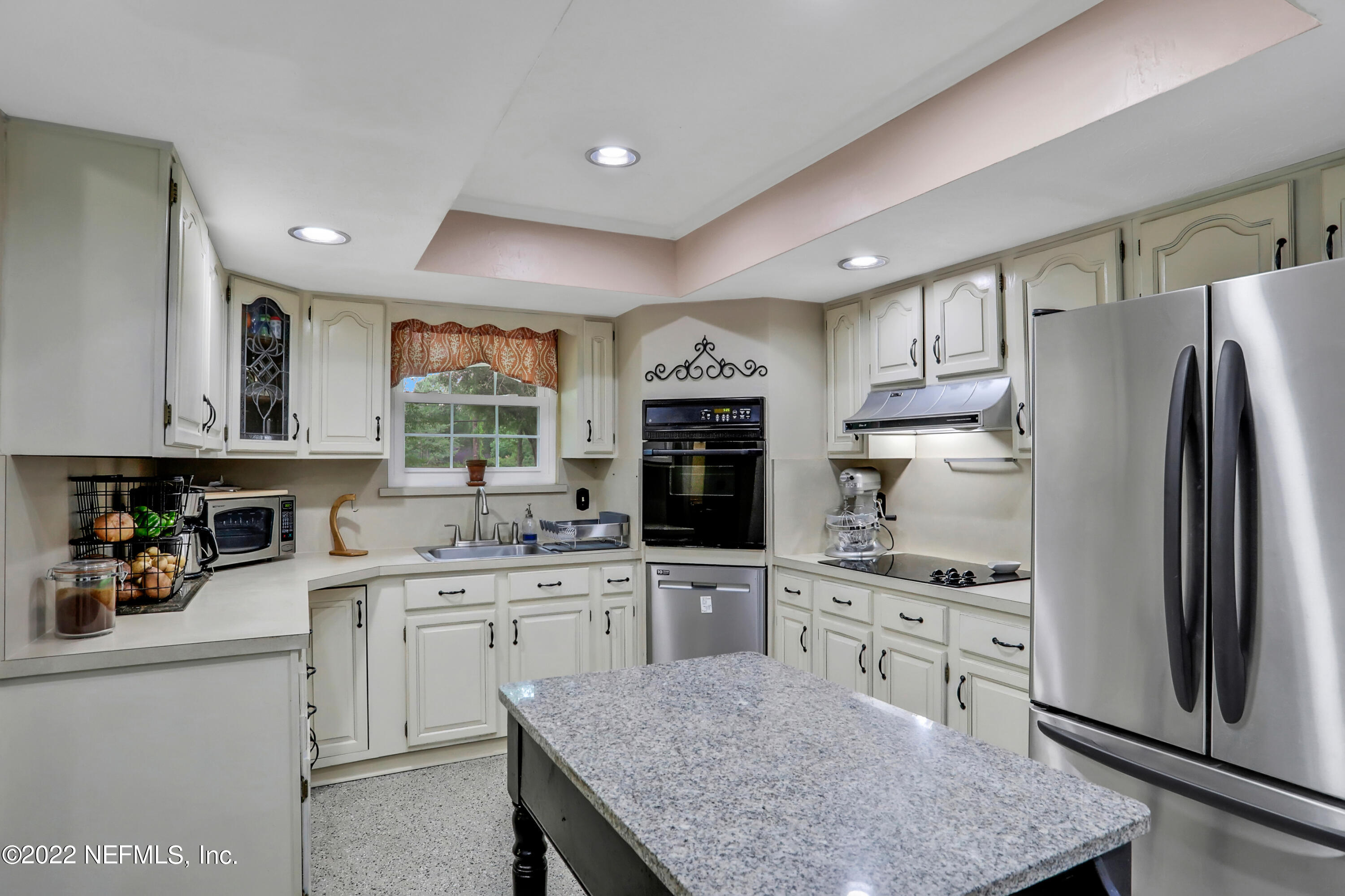 10337 Crystal Springs Road Jacksonville, FL 32221 - Photo 5 of 28 Kitchen 1