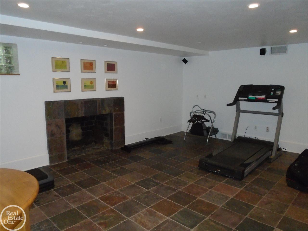 671 Westchester Road Grosse Pointe Park, MI 48230 - Photo 50 of 71