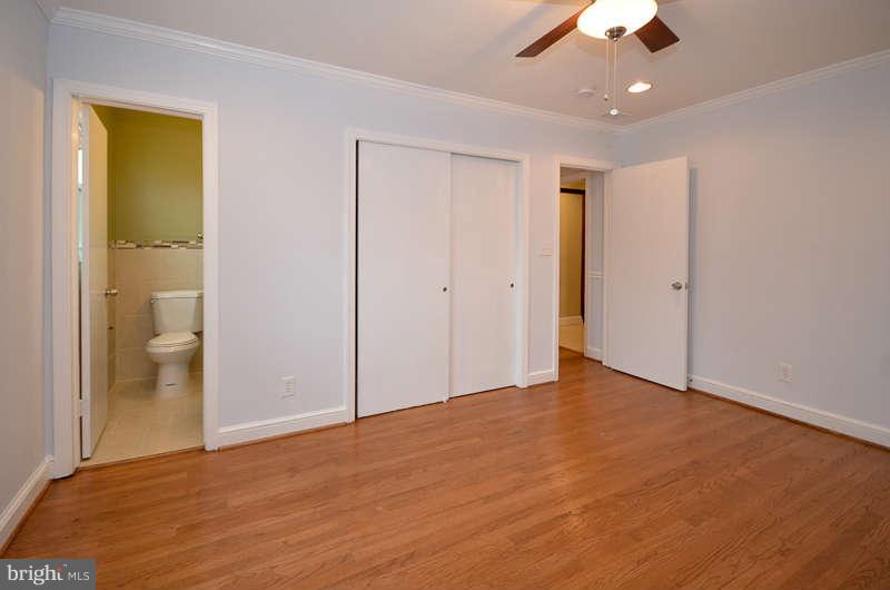 6801 Coolridge Road Temple Hills, MD 20748 - Photo 8 of 26 Living Room