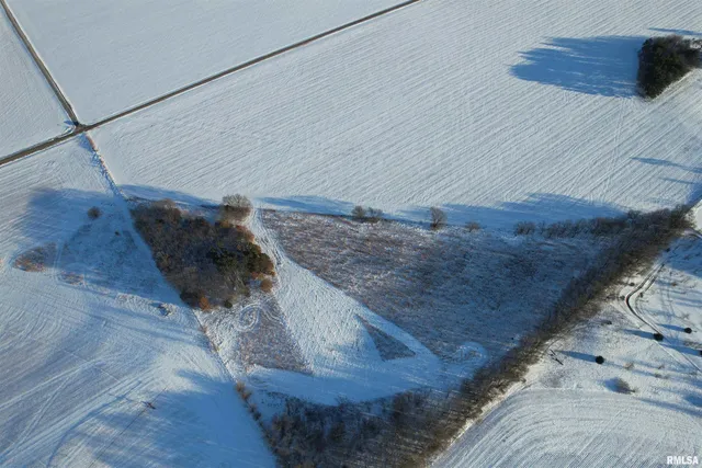 $599,000 | 1500 N Road, Mason City, IL 62664