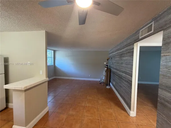 $1,800 | 1801 South Treasure Drive, Unit 202, North Bay Village, FL 33141