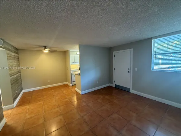 $1,800 | 1801 South Treasure Drive, Unit 202, North Bay Village, FL 33141