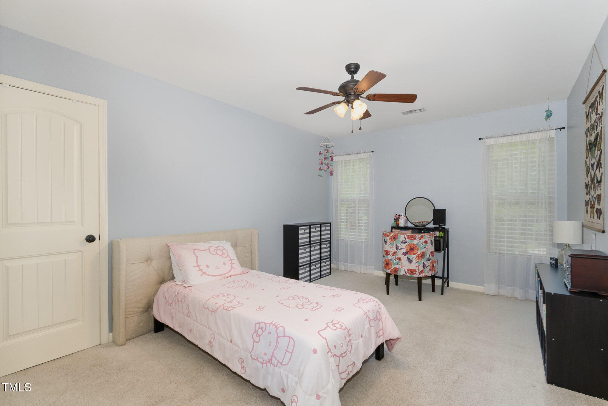 118 Truss Way Durham, NC 27704 - Photo 20 of 27 a bedroom with a bed and furniture