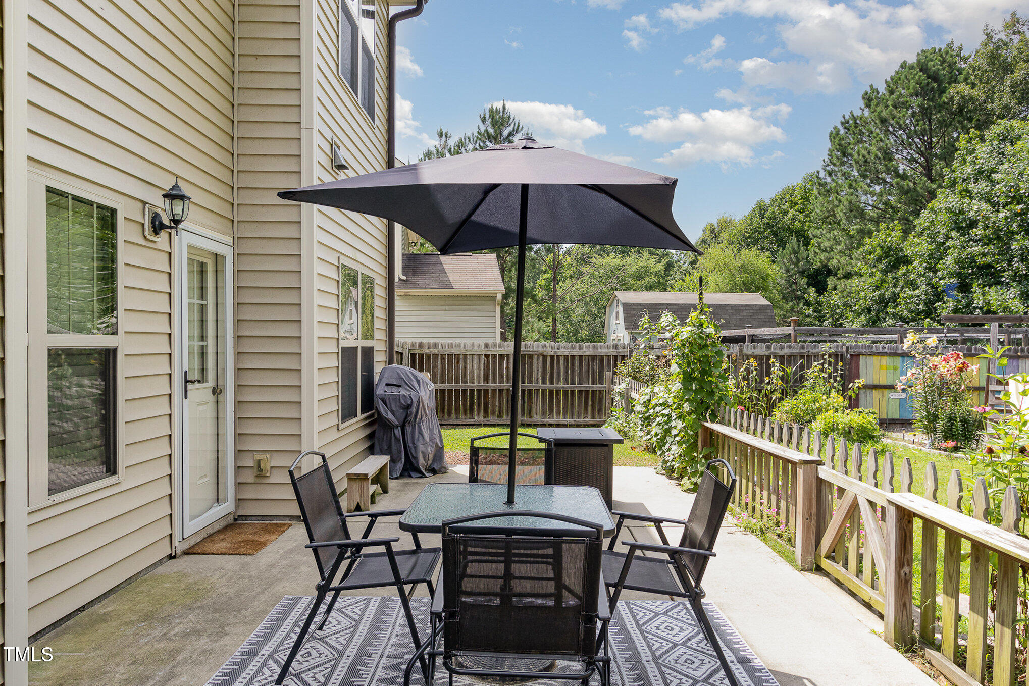 118 Truss Way Durham, NC 27704 - Photo 25 of 27 a view of a chairs and table in the balcony