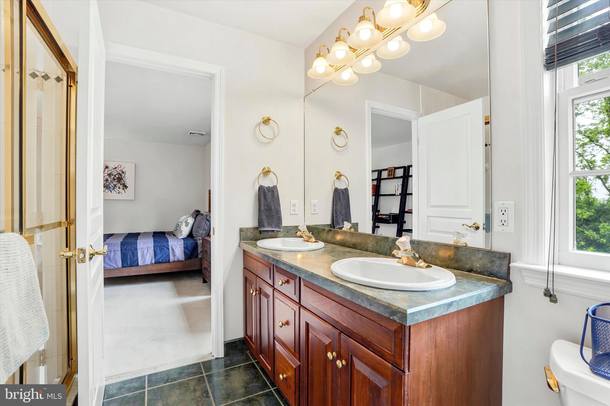 5 Wingate Court Flourtown, PA 19031 - Photo 54 of 85 Jack and Jill Bathroom