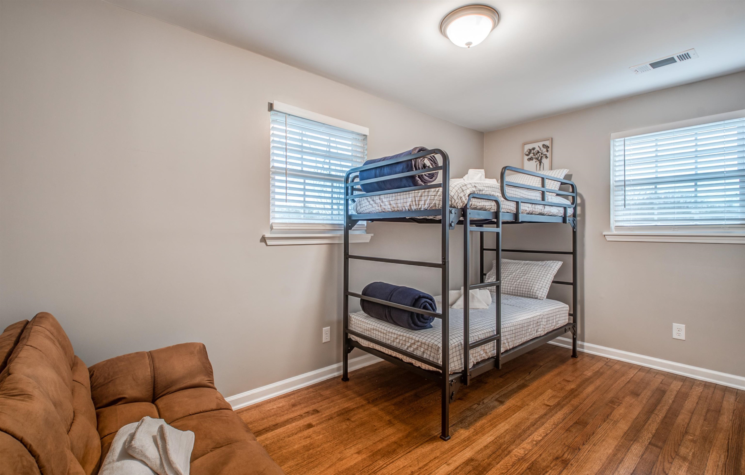 1277 Wellsville Road Memphis, TN 38117 - Photo 37 of 39 a bedroom with furniture and a window