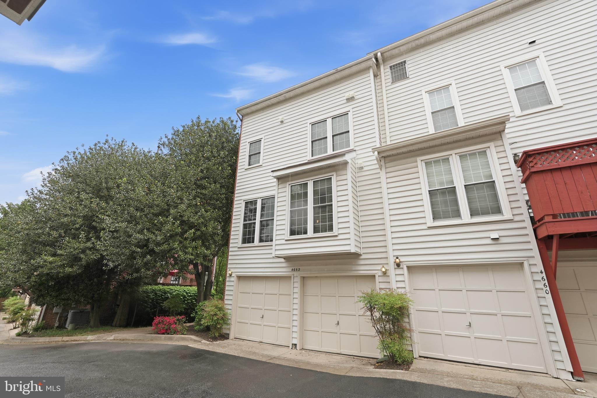 4662 West Braddock Road Alexandria, VA 22311 - Photo 35 of 42 Rear Exterior View