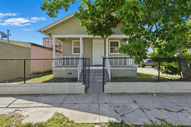 $350,000 | 2310 West Arch Street, Tampa, FL 33607