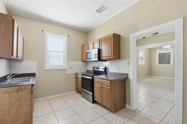 $350,000 | 2310 West Arch Street, Tampa, FL 33607