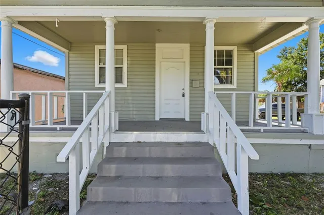 $350,000 | 2310 West Arch Street, Tampa, FL 33607