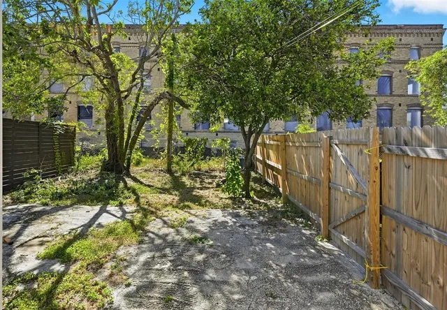 $350,000 | 2310 West Arch Street, Tampa, FL 33607