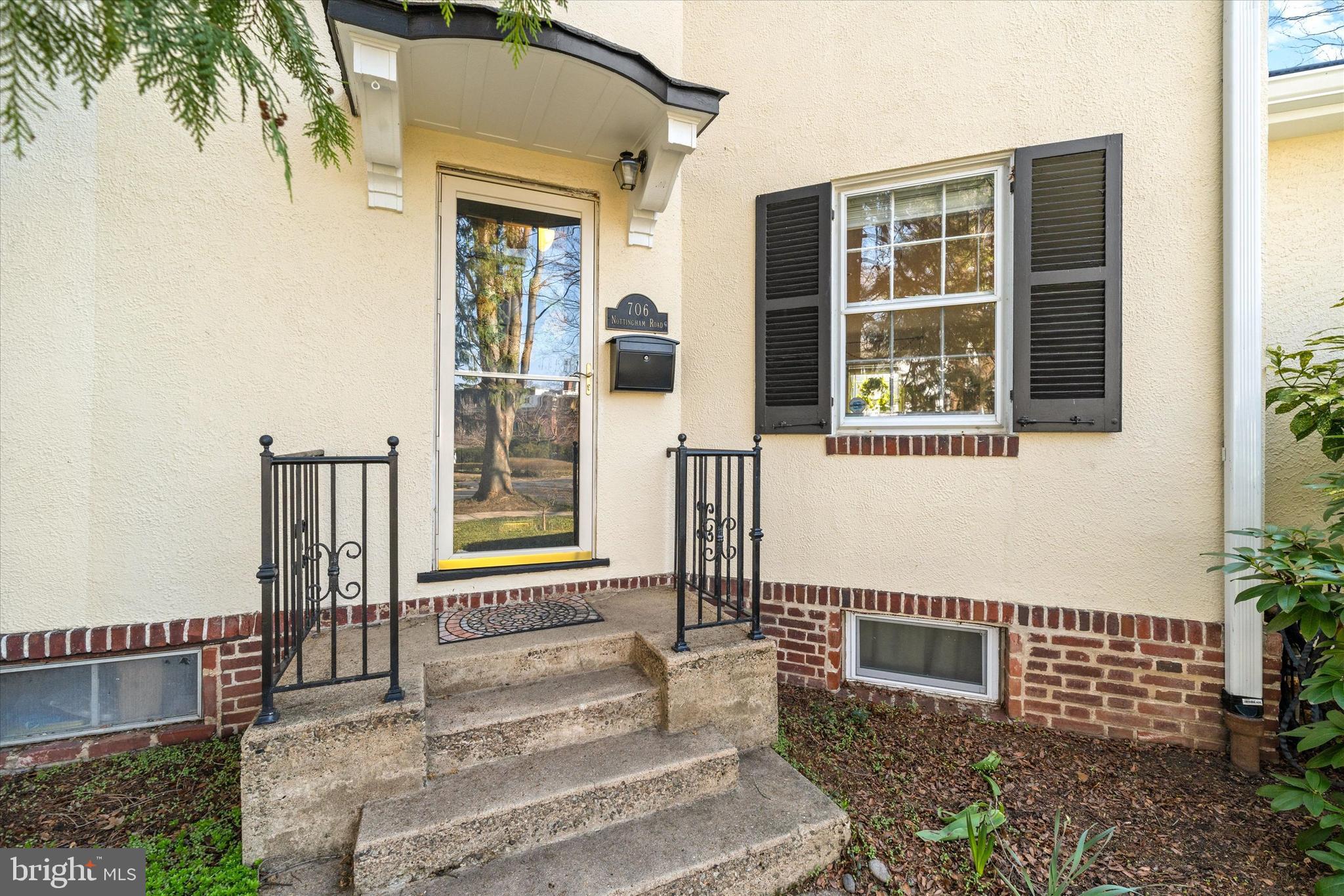 706 Nottingham Road Wilmington, DE 19805 - Photo 3 of 39