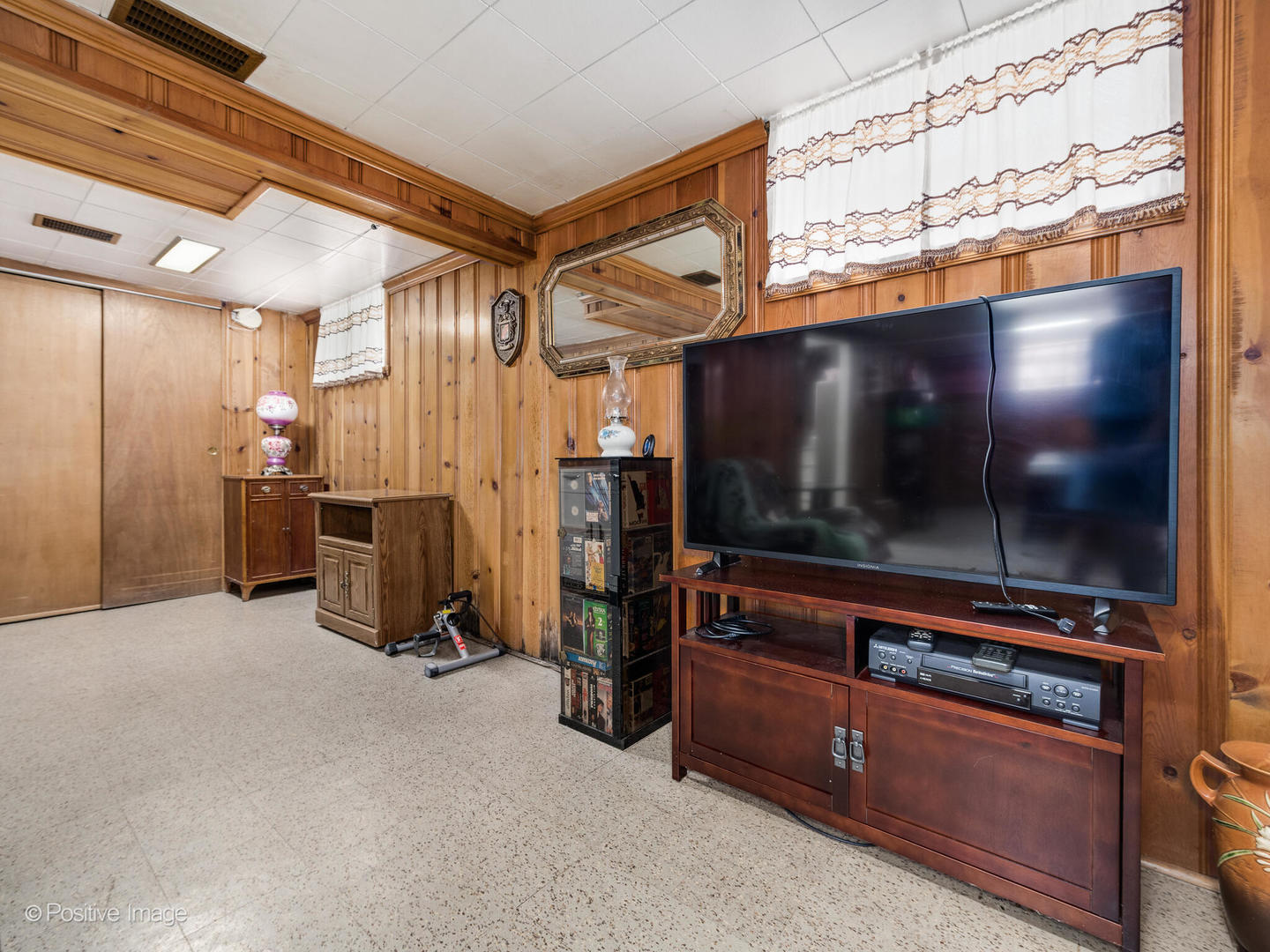 11000 South Springfield Avenue Chicago, IL 60655 - Photo 4 of 22 Gallery Image 4