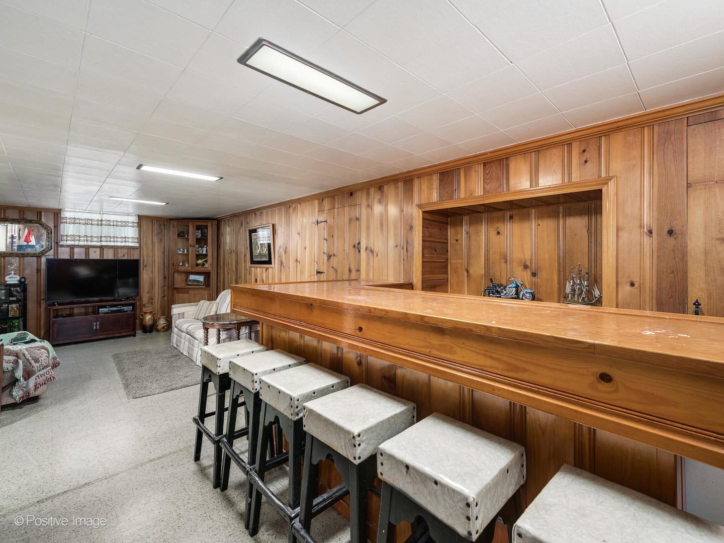 11000 South Springfield Avenue Chicago, IL 60655 - Photo 8 of 22 Gallery Image 8