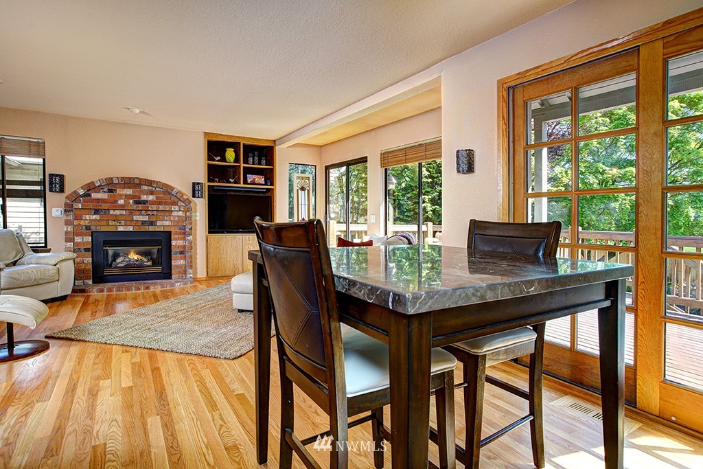 23611 Meridian Place West Bothell, WA 98021 - Photo 9 of 24