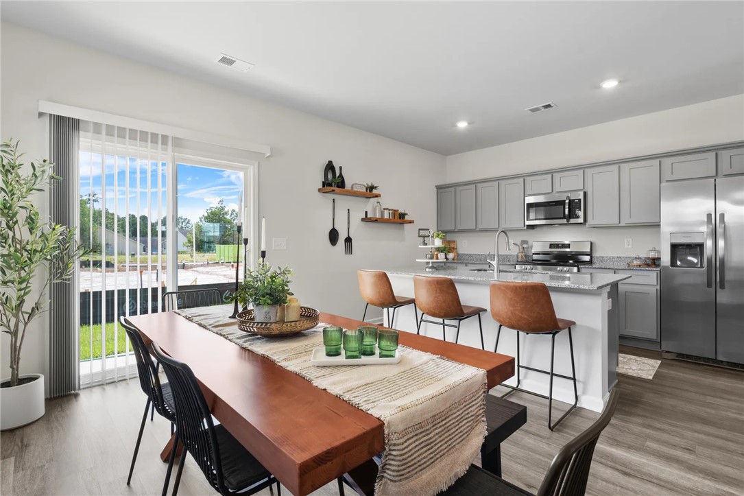 101 Pendleton Place Way Pendleton, SC 29670 - Photo 2 of 7 The illustrations provided are artist’s depictions