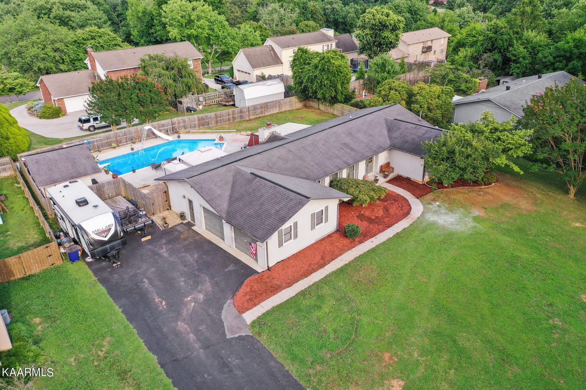 1108 Sanders Road Northwest Knoxville, TN 37923 - Photo 31 of 32 Gallery Image 31