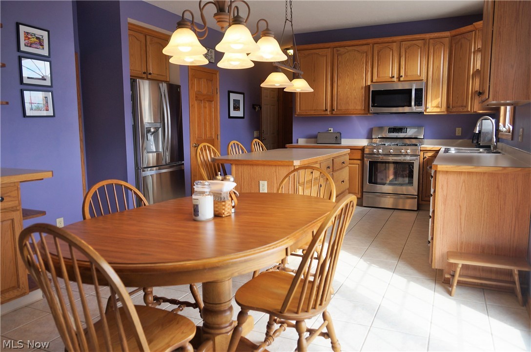 2216 Timber Ridge Trail Streetsboro, OH 44241 - Photo 6 of 35 Gallery Image 6