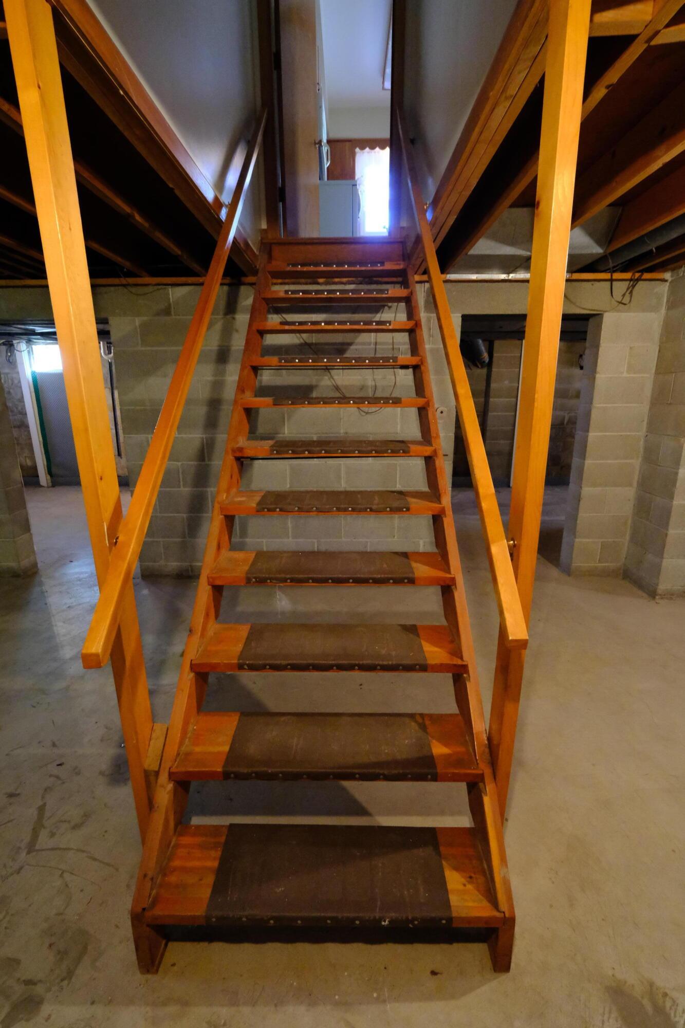 798 Bernhard Road Columbus, OH 43213 - Photo 48 of 54 DSCF2712