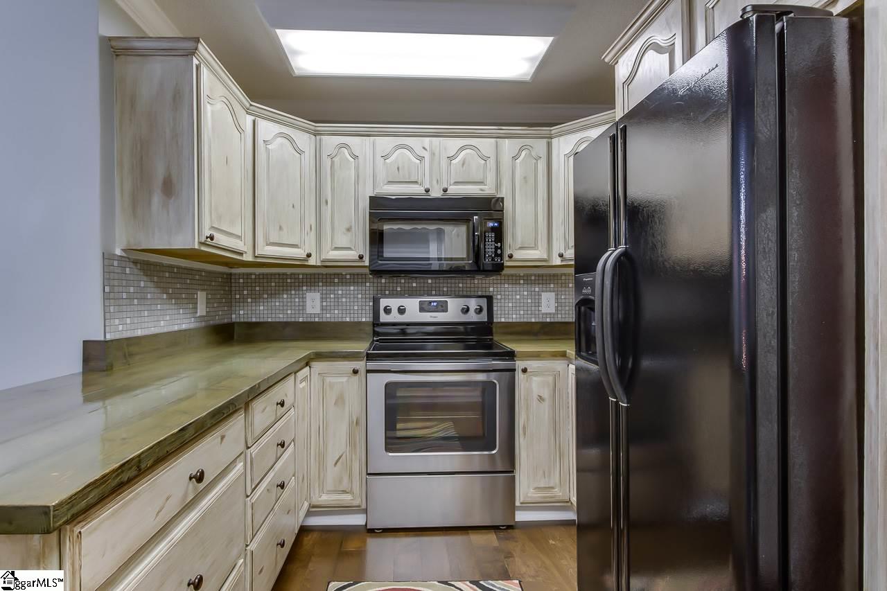 111 Riverside Lane Duncan, SC 29334 - Photo 14 of 23 Gallery Image 14