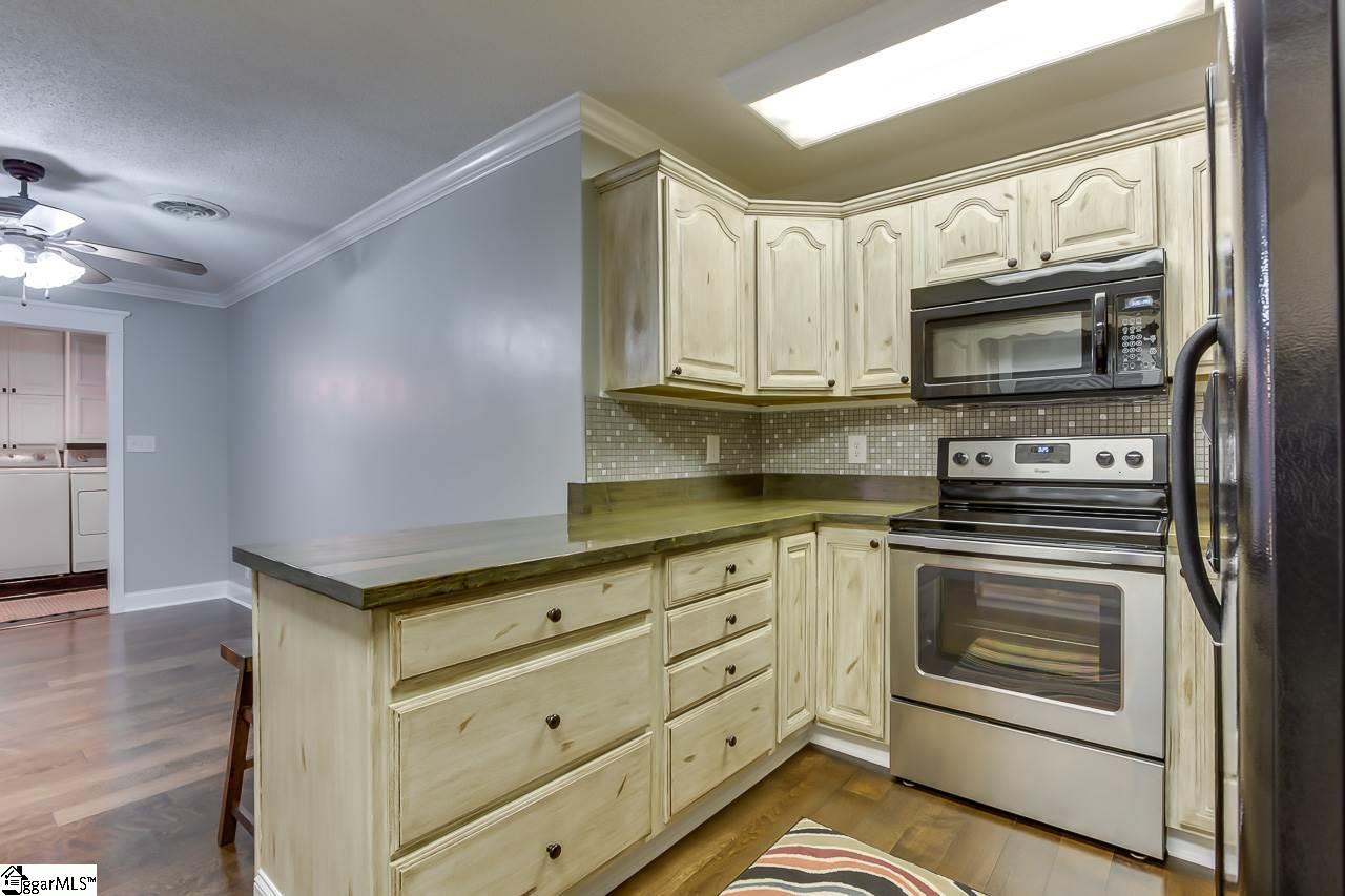111 Riverside Lane Duncan, SC 29334 - Photo 8 of 23 Gallery Image 8