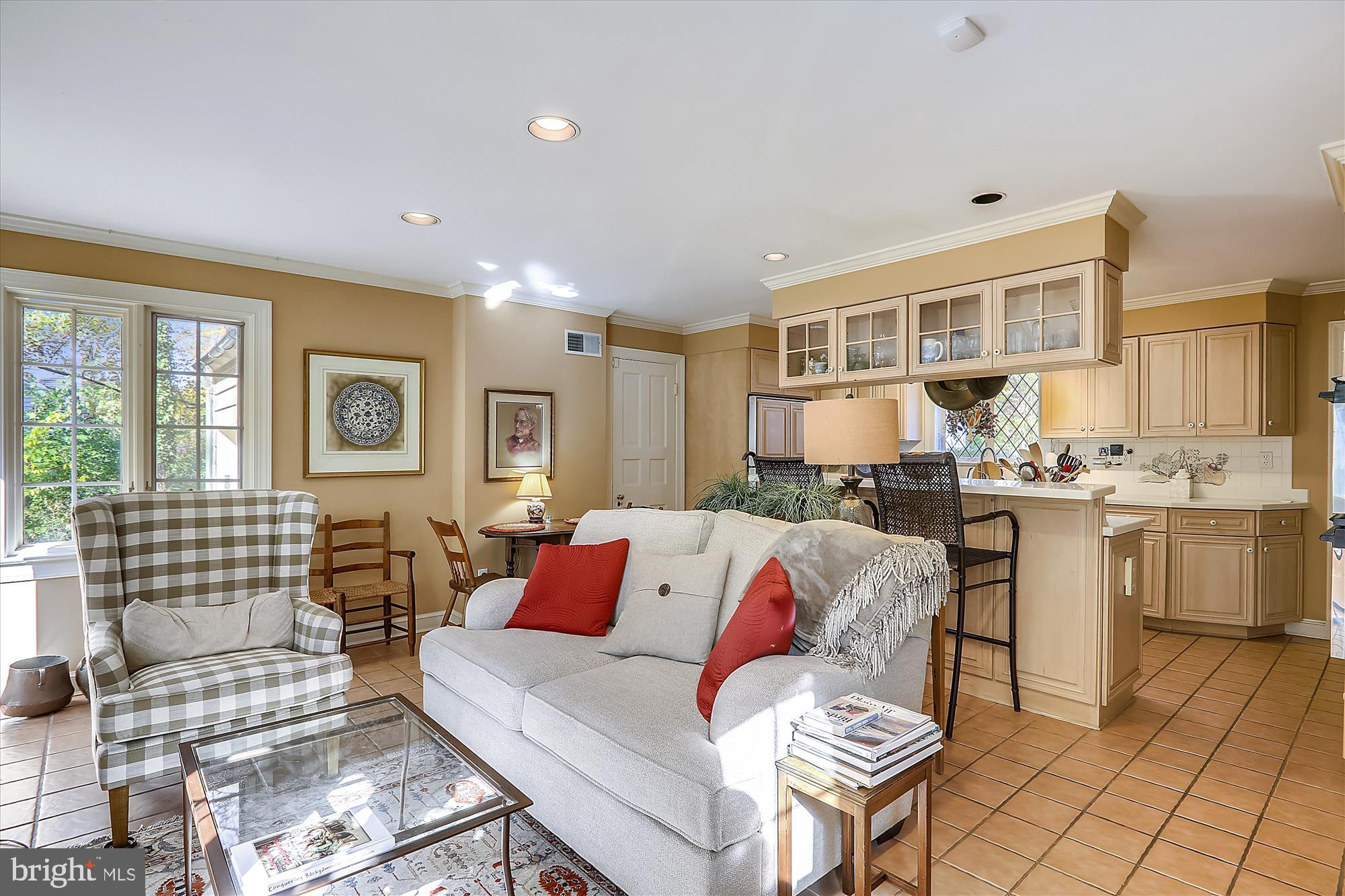 5620 Lambeth Road Bethesda, MD 20814 - Photo 11 of 67 Gallery Image 11