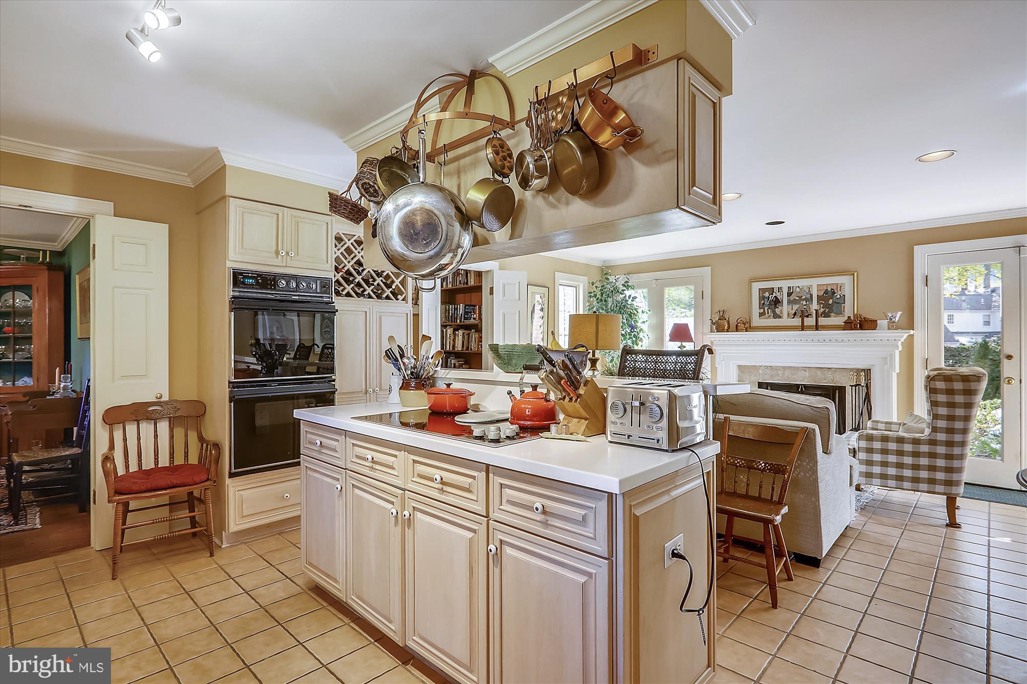 5620 Lambeth Road Bethesda, MD 20814 - Photo 16 of 67 Gallery Image 16